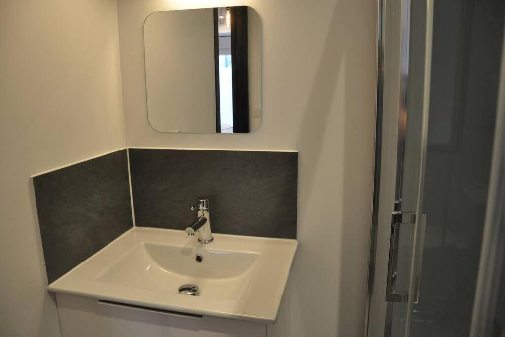 شقة بريست  في Freskenn 1, Studio 23M² Cosy & Chaleureux المظهر الخارجي الصورة